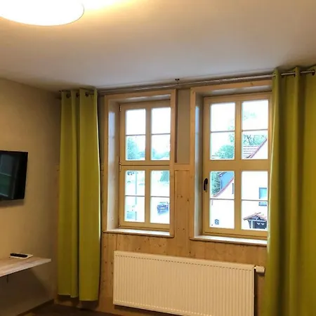 Teutsche Schule ホテル *